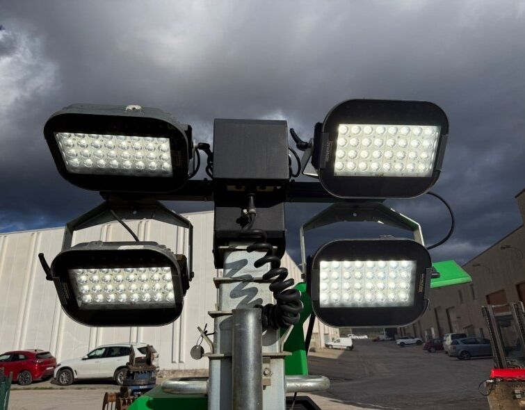 GENERAC MOBILE V20 LIGHTING TOWER